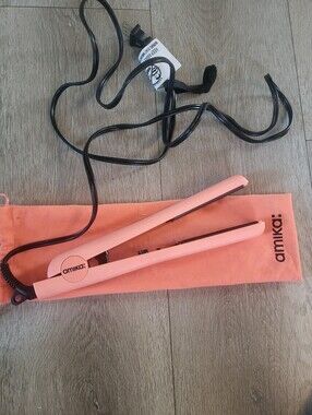 amika l Coral Pink l  Straightener with Matching Pouch